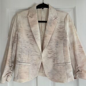 Elegant Cream Blazer